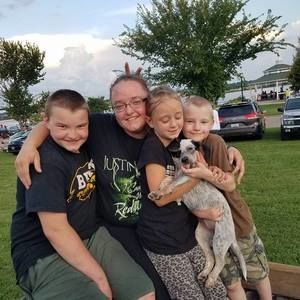 Meet your Posher, Anissa